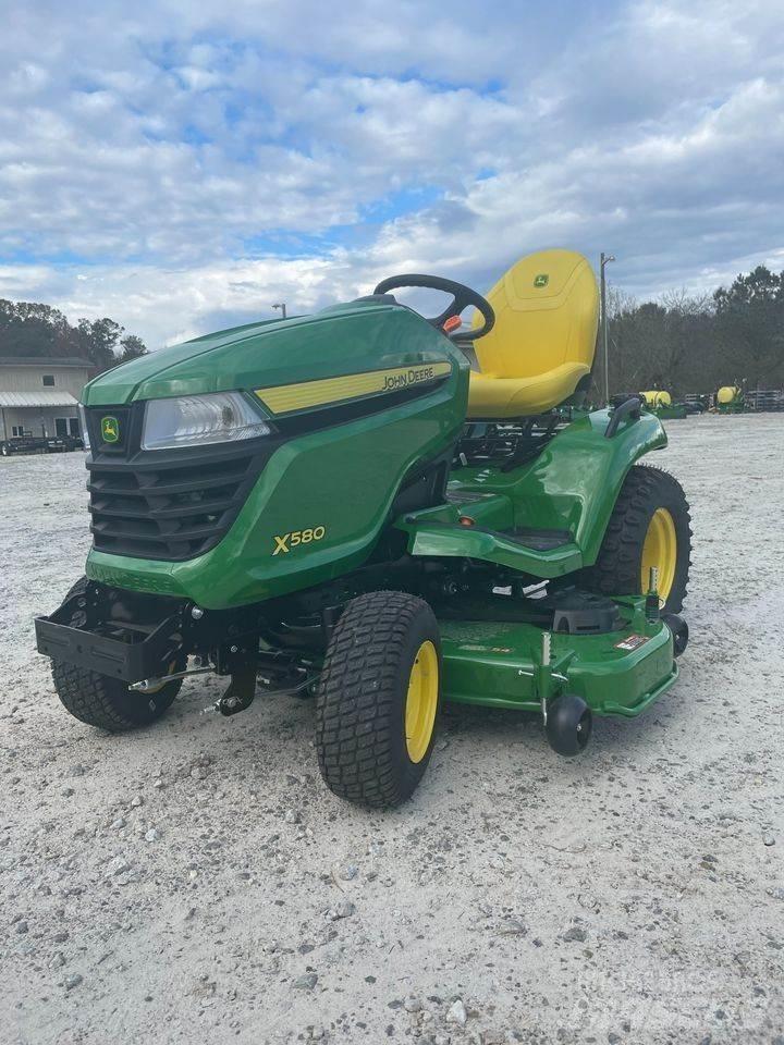John Deere X580 Тракторни косачки