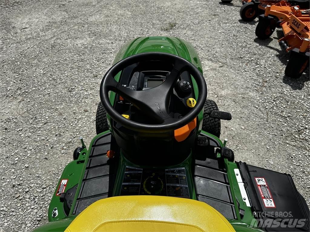 John Deere X584 Компактни трактори