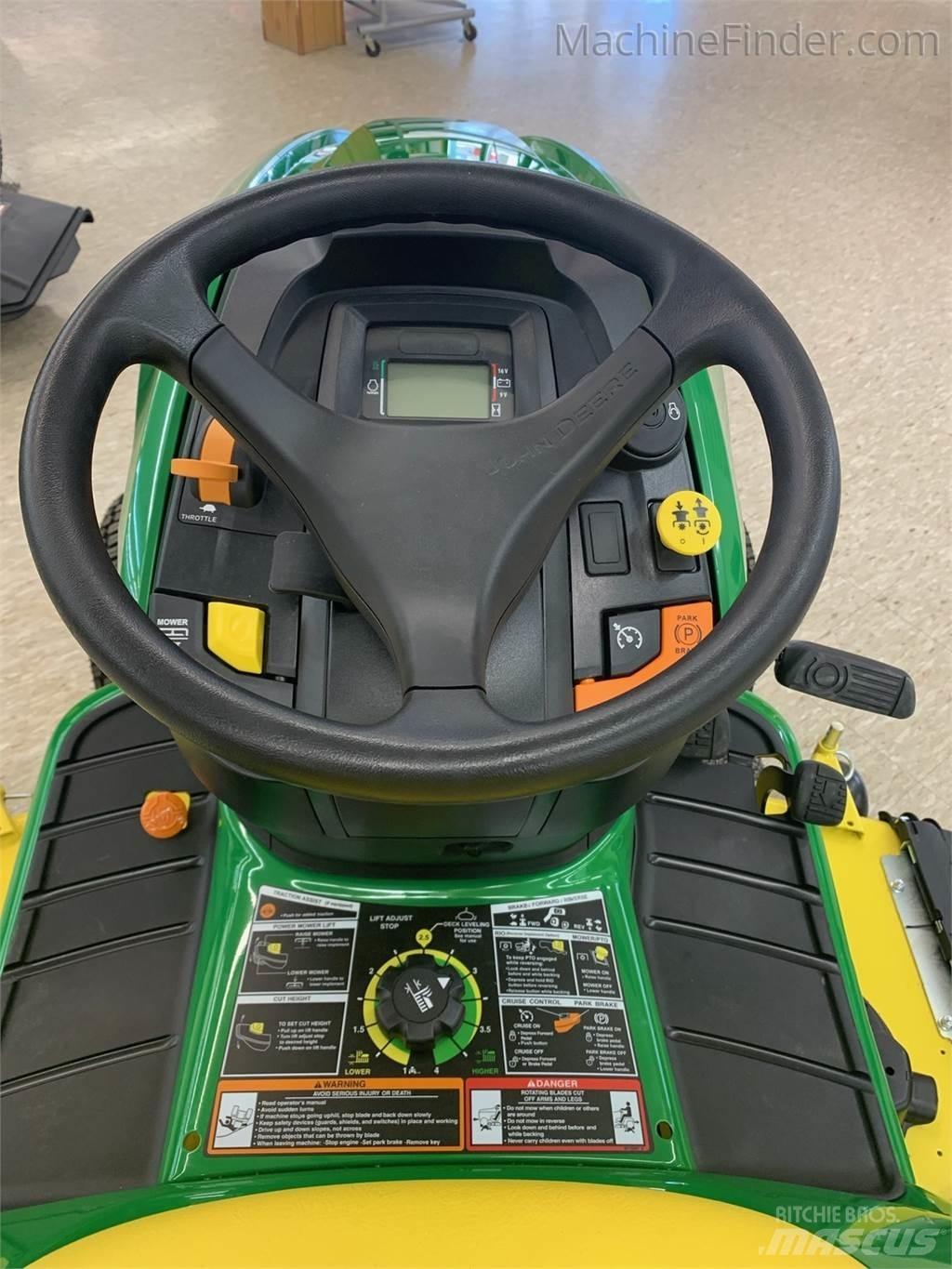 John Deere X590 Компактни трактори
