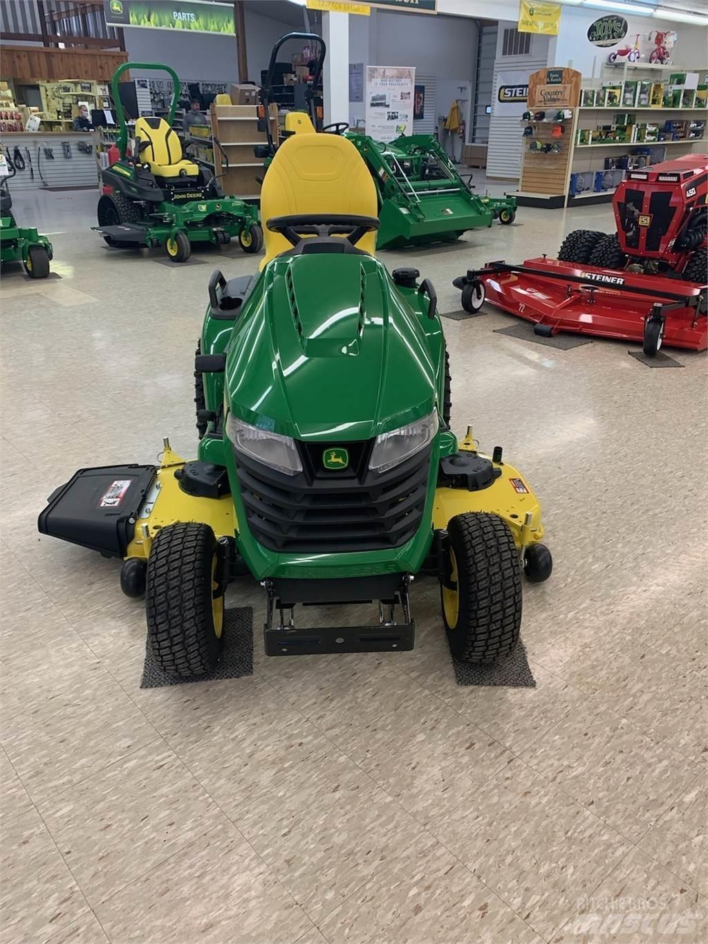 John Deere X590 Компактни трактори