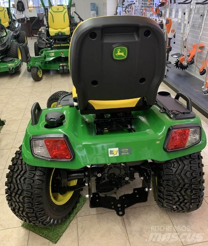 John Deere X739 Компактни трактори
