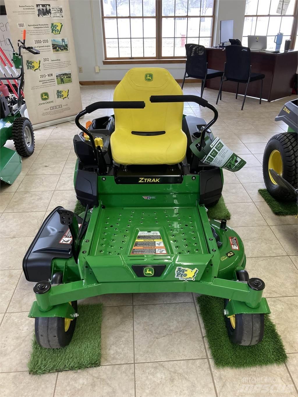 John Deere Z315E Косачки без радиус на завъртане