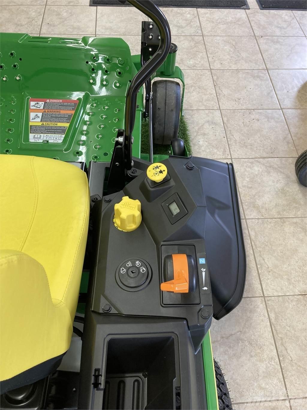 John Deere Z315E Косачки без радиус на завъртане