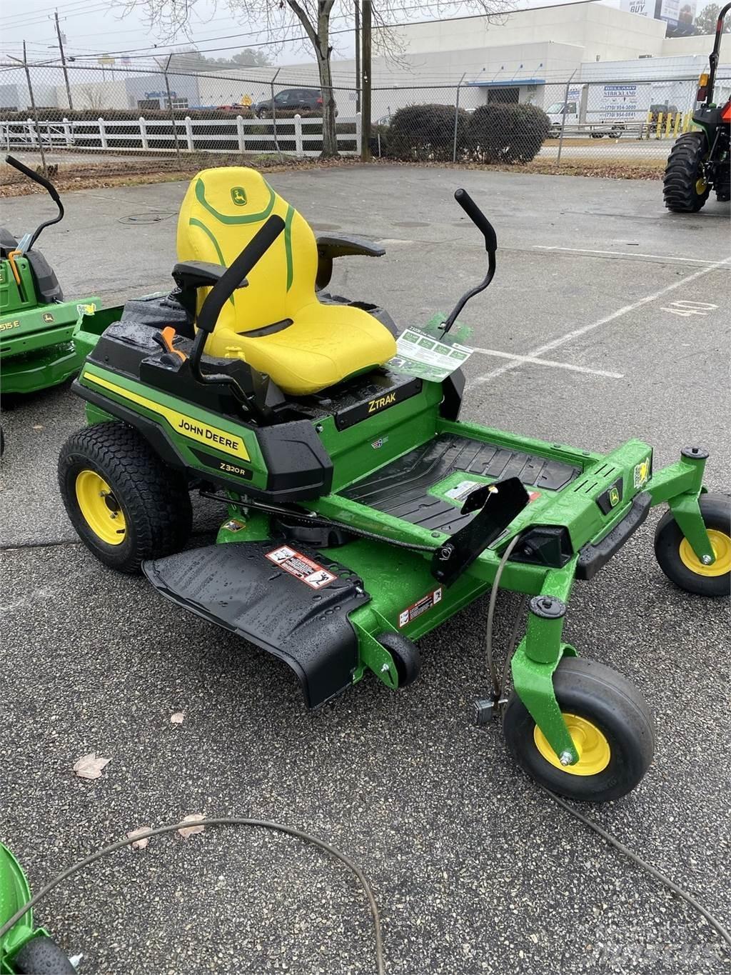 John Deere Z320R Косачки без радиус на завъртане