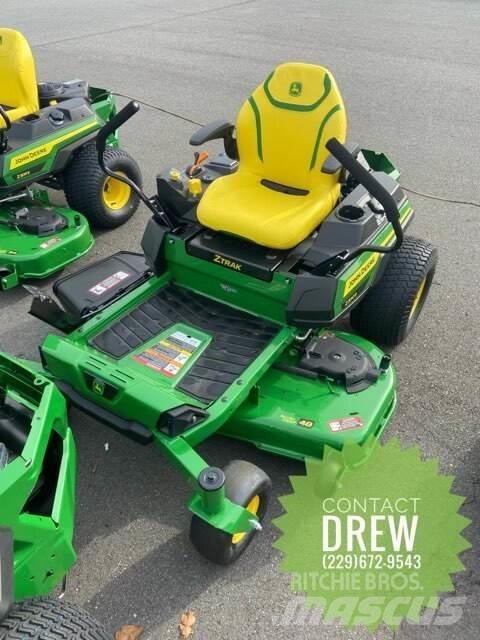 John Deere Z330R Косачки без радиус на завъртане