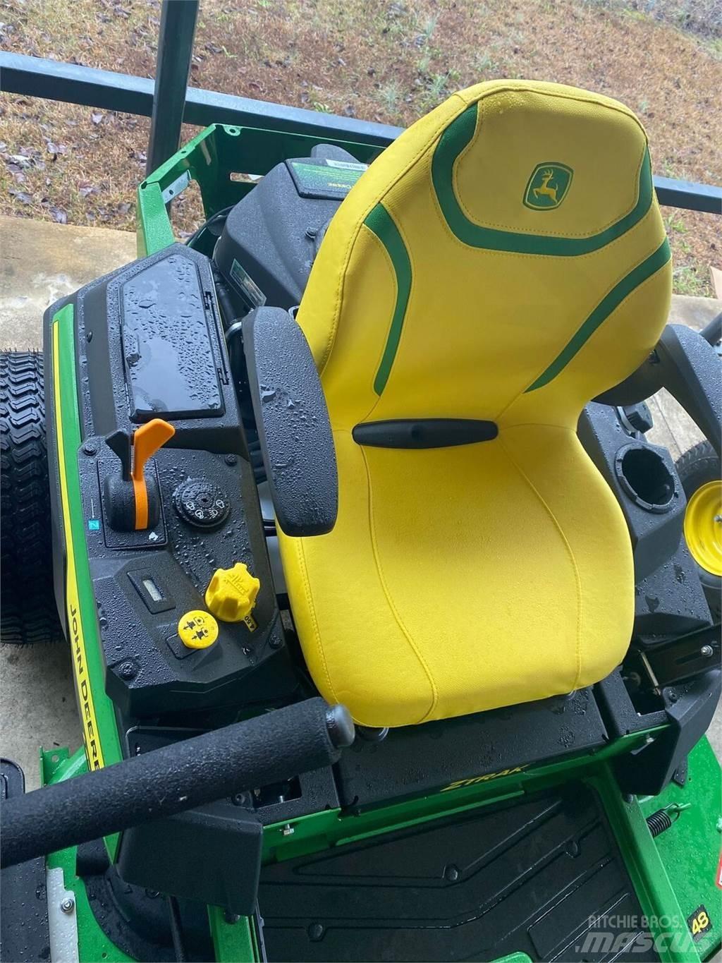 John Deere Z330R Косачки без радиус на завъртане