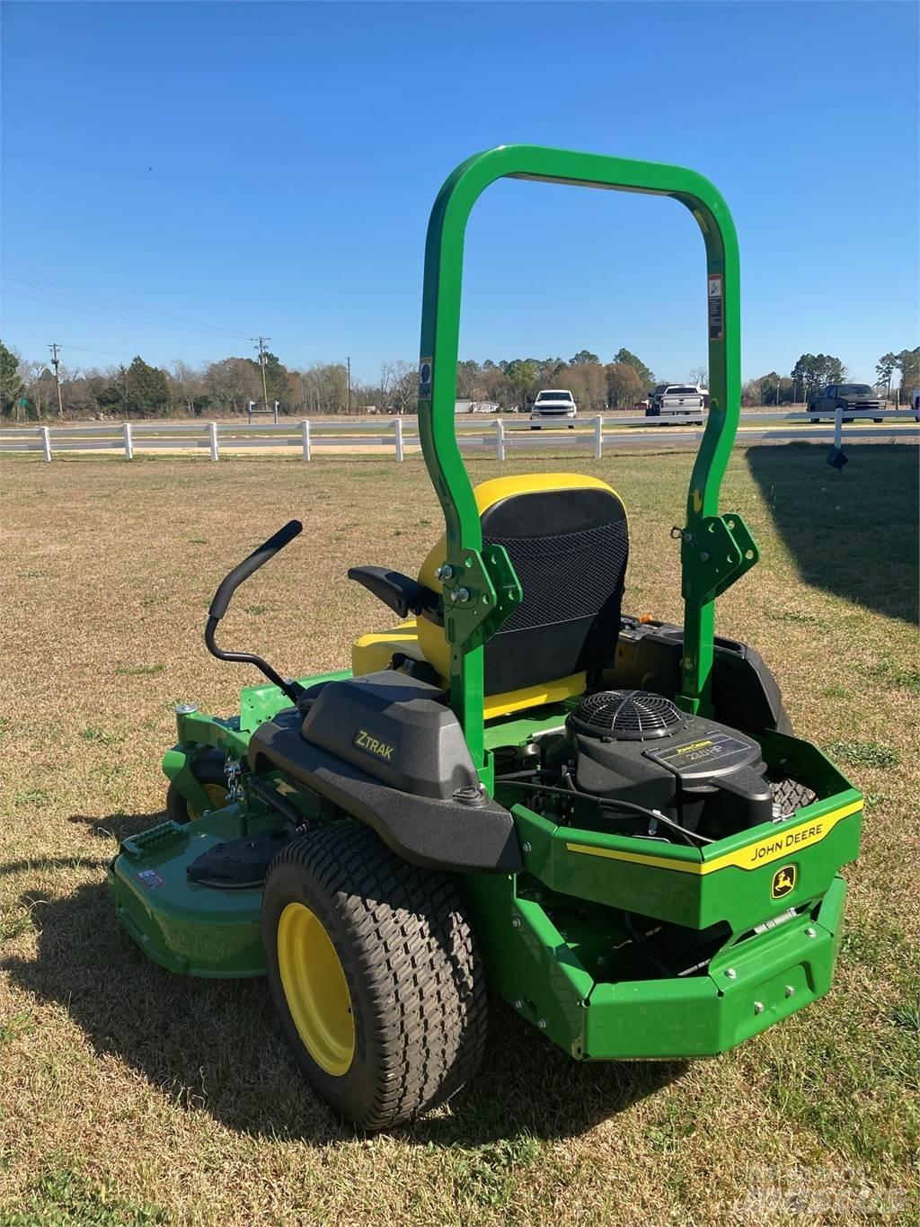 John Deere Z720E Косачки без радиус на завъртане