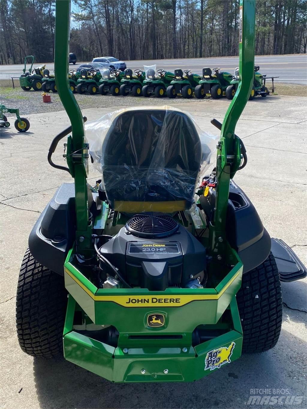 John Deere Z720E Косачки без радиус на завъртане