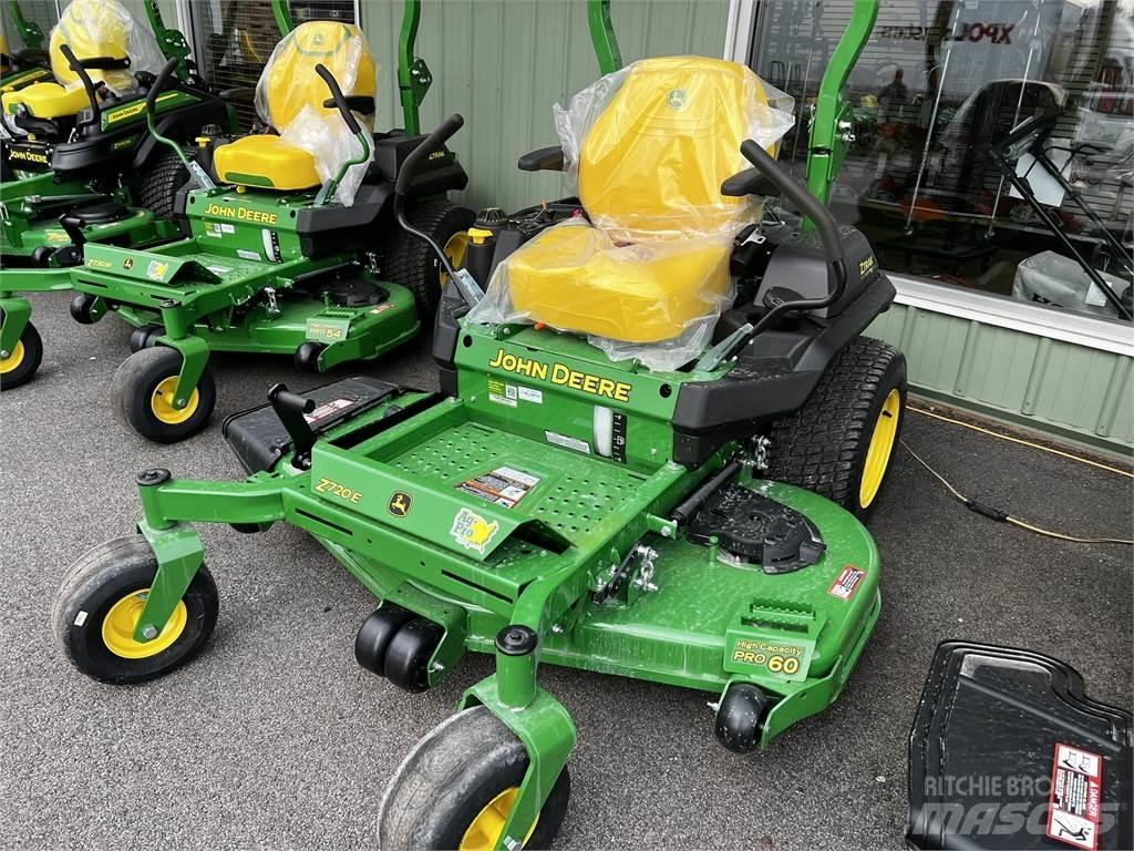 John Deere Z720E Косачки без радиус на завъртане