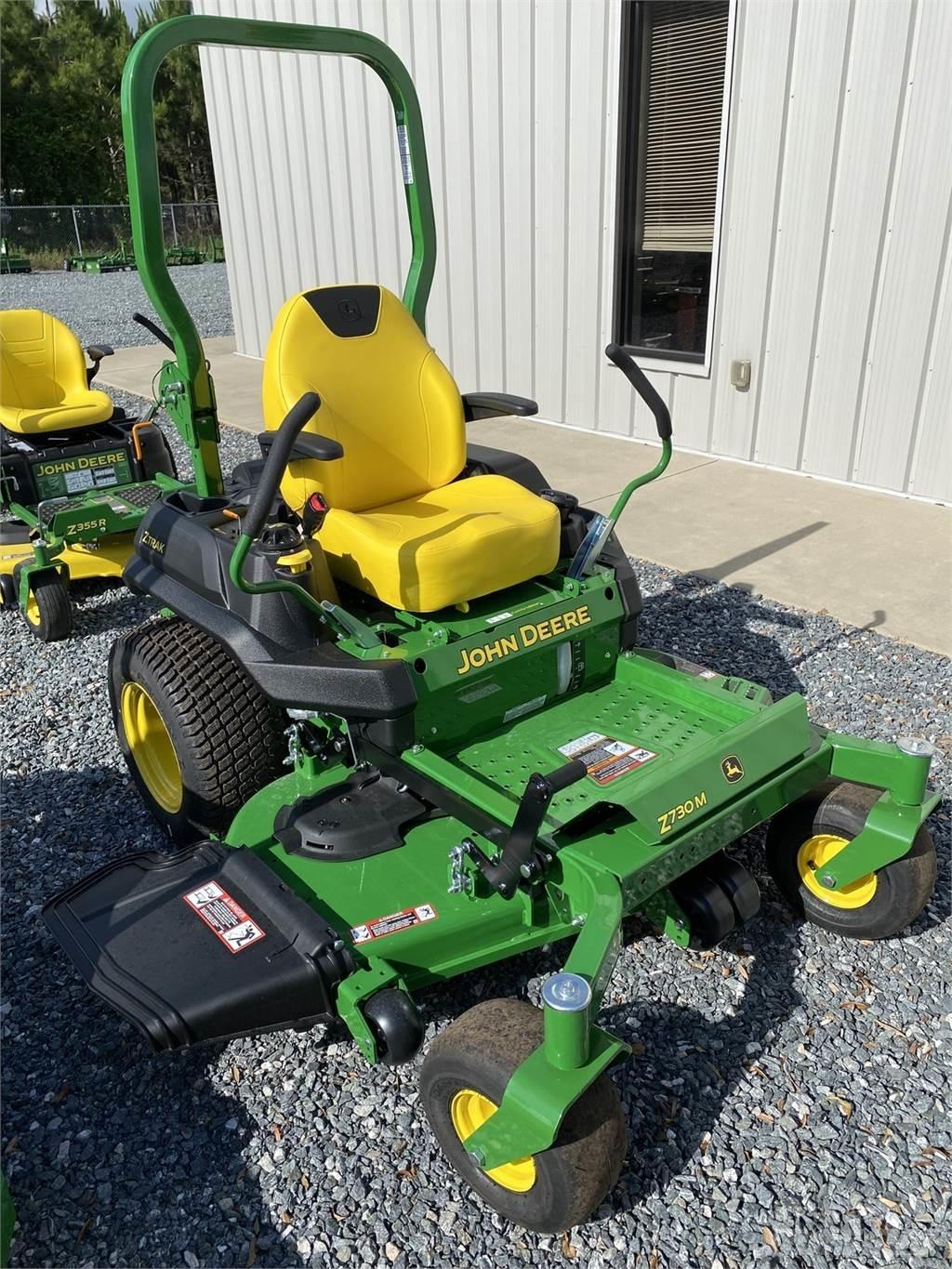 John Deere Z730M Косачки без радиус на завъртане