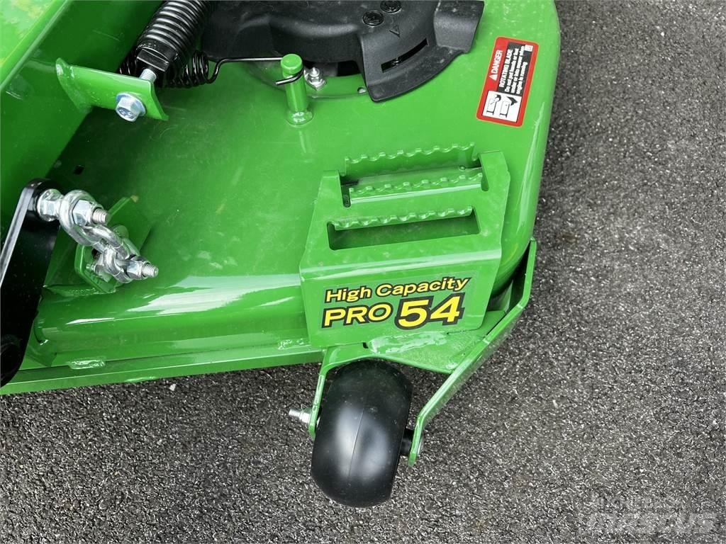 John Deere Z730M Косачки без радиус на завъртане
