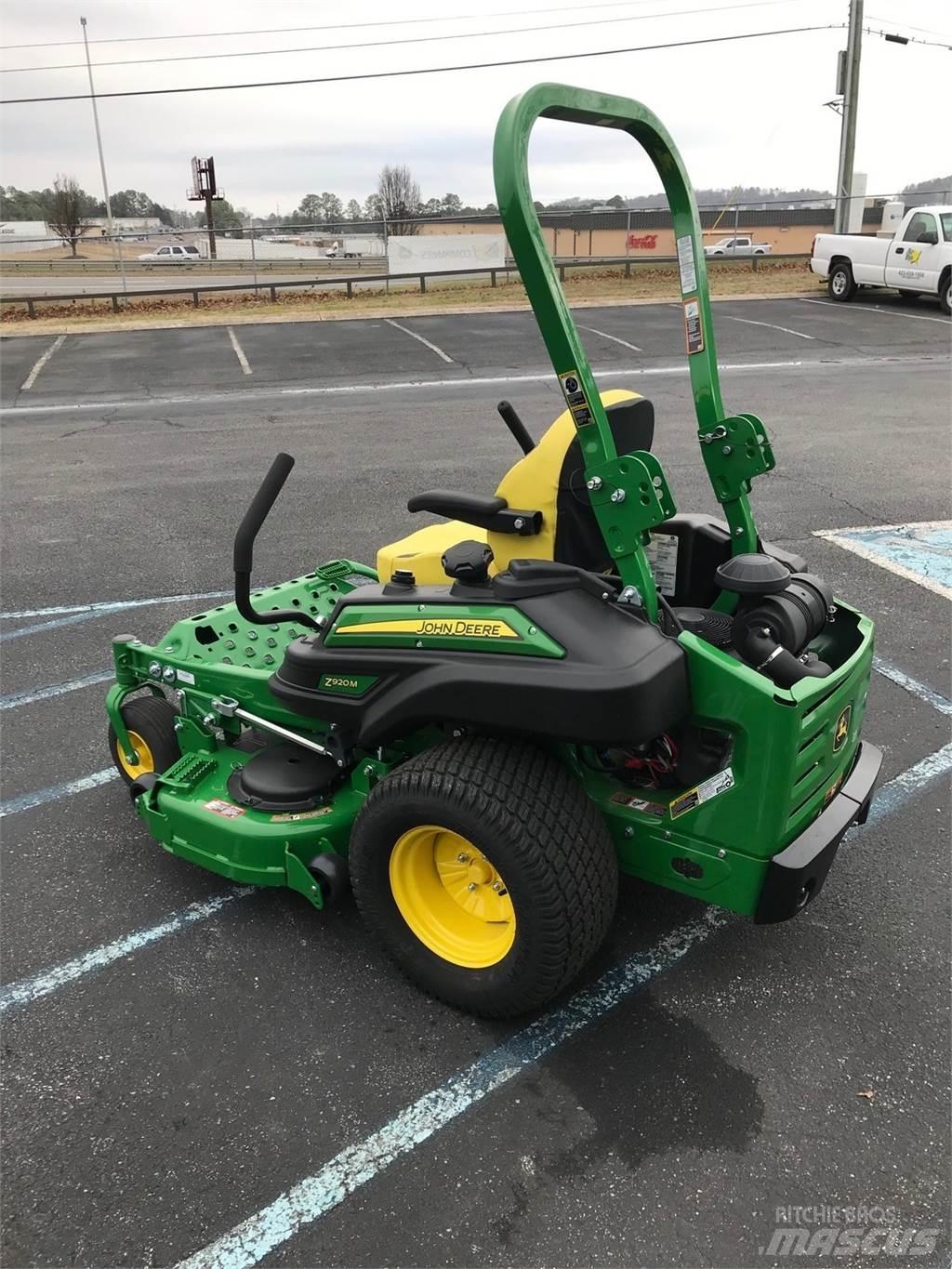 John Deere Z920M Косачки без радиус на завъртане
