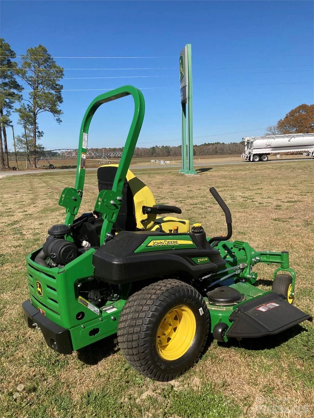 John Deere Z920M Косачки без радиус на завъртане
