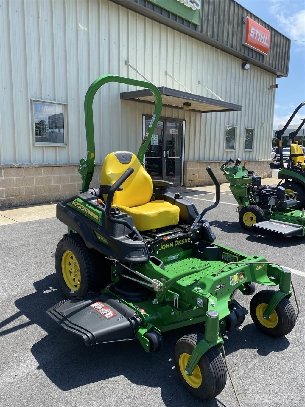 John Deere Z920M Косачки без радиус на завъртане
