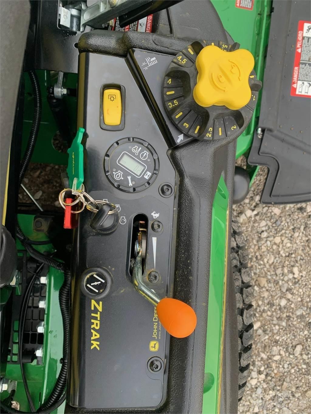John Deere Z930M Косачки без радиус на завъртане