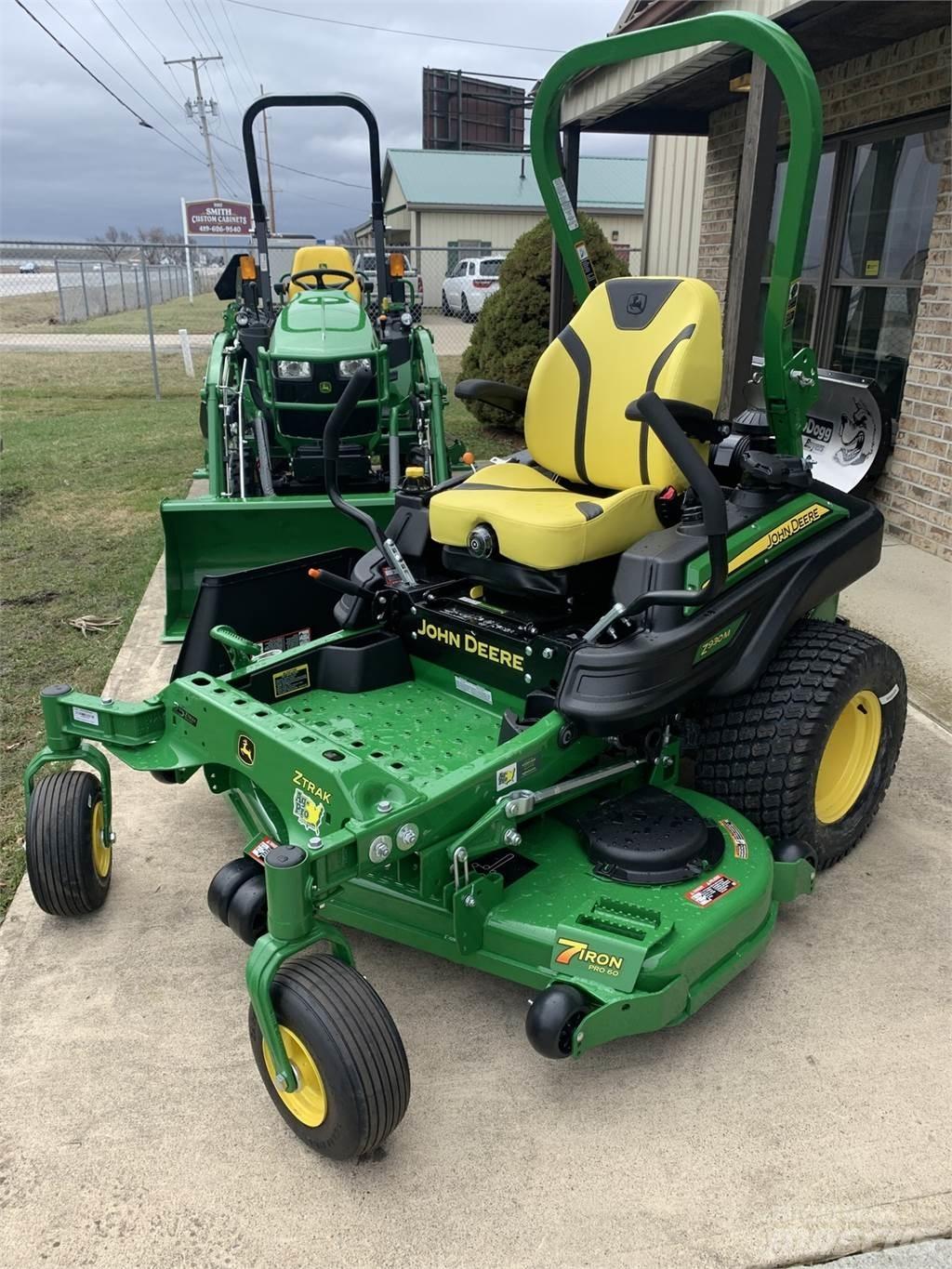 John Deere Z930M Косачки без радиус на завъртане