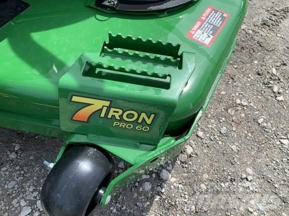 John Deere Z930M Косачки без радиус на завъртане