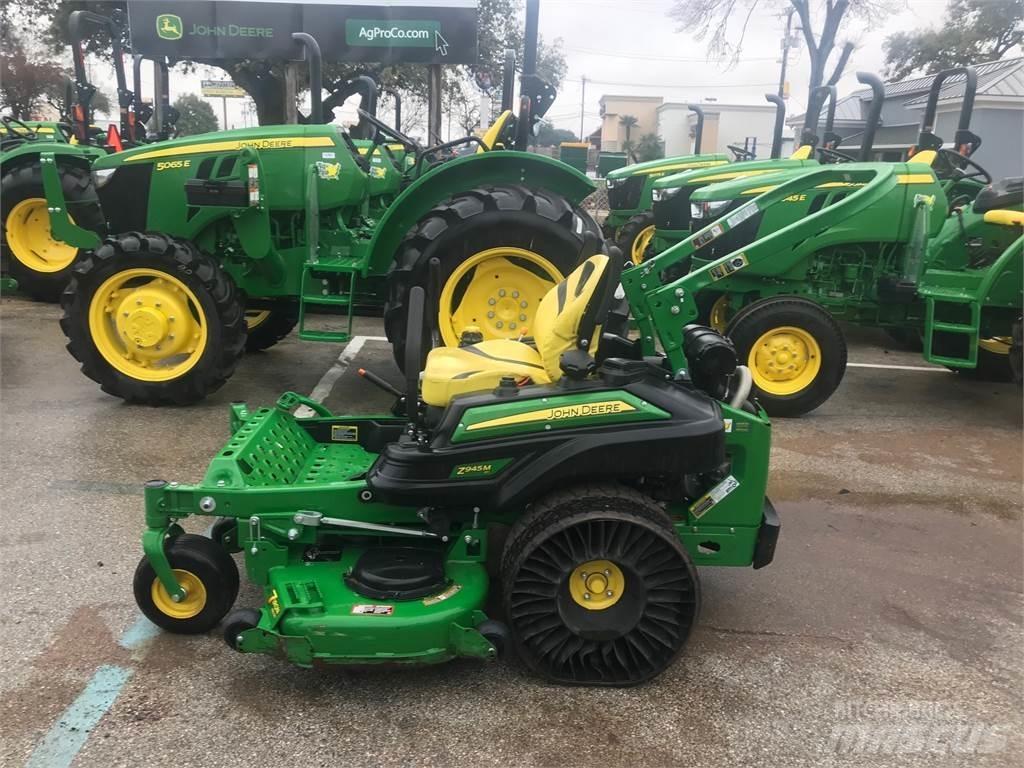 John Deere Z945M Косачки без радиус на завъртане