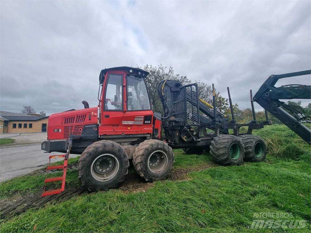 Komatsu 845 Форуардери