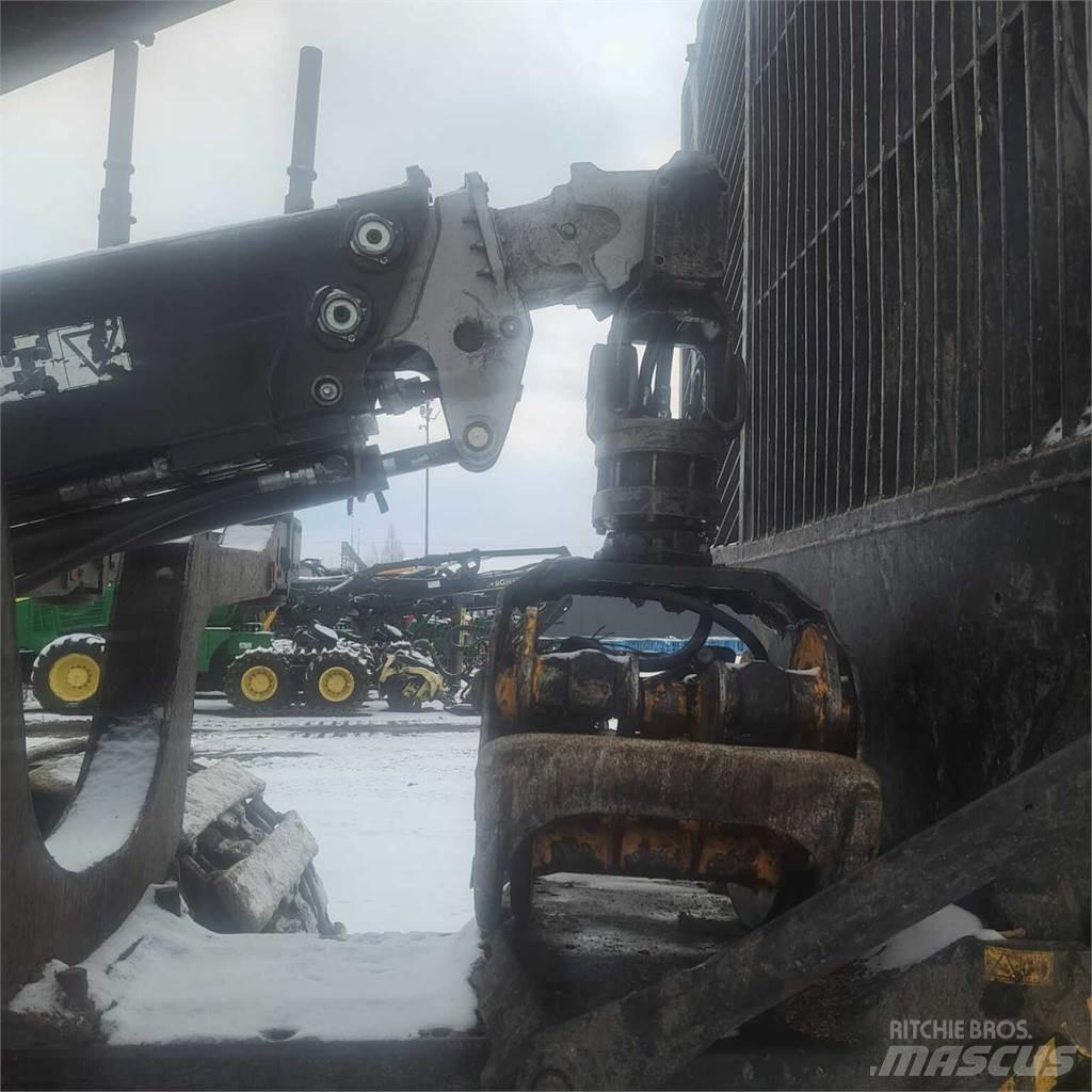Komatsu 855 Форуардери