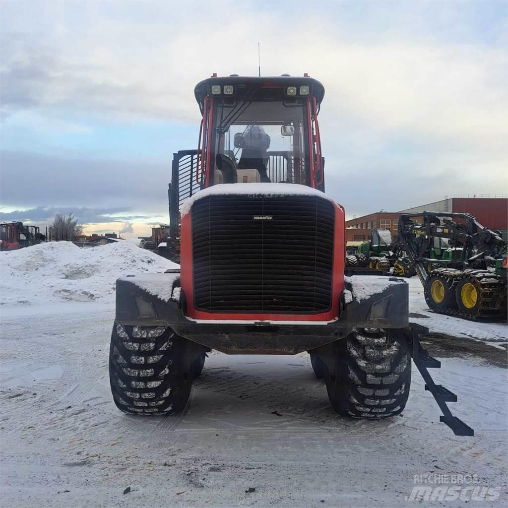 Komatsu 855 Форуардери