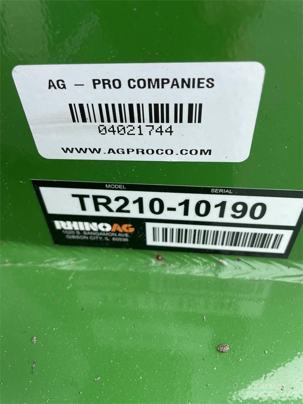 Rhino TR210 Резачки за бали, резачки и машини за отмотаване на бали