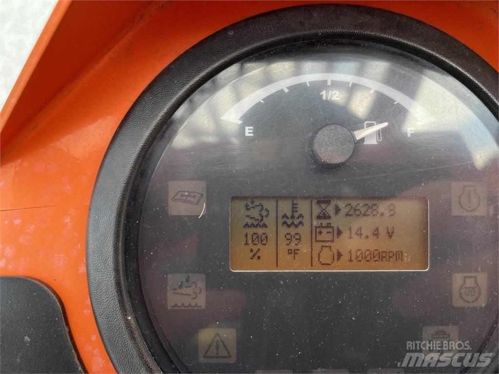 SkyTrak 10054 Телескопични товарачи