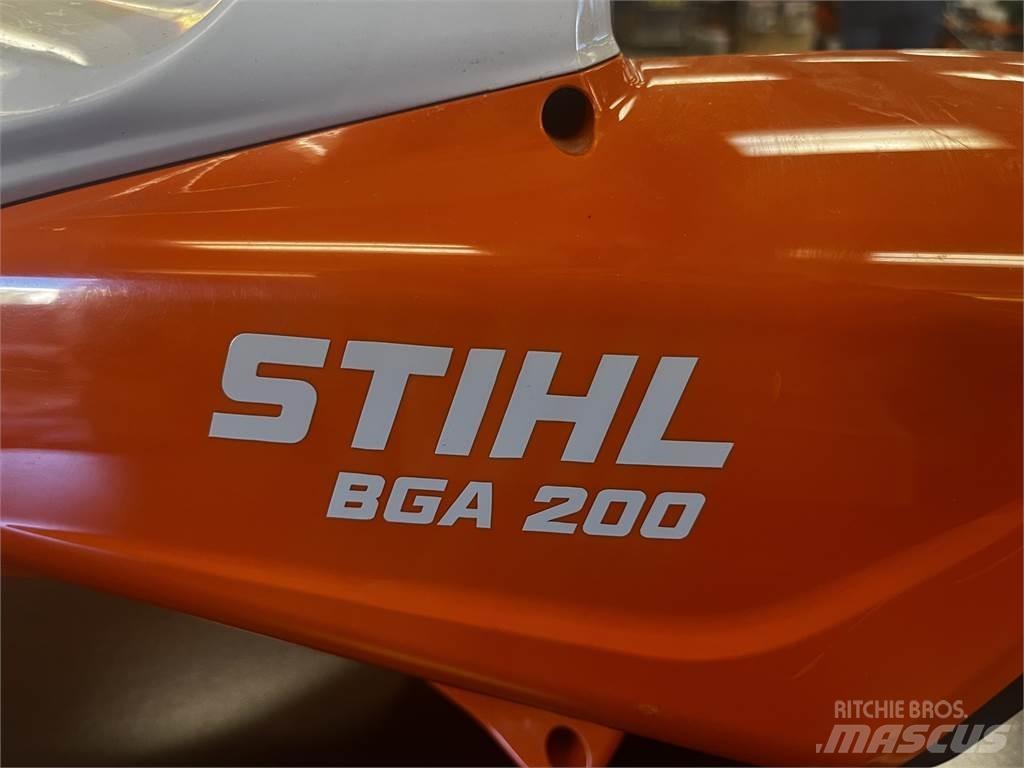Stihl BGA200 Колички за голф