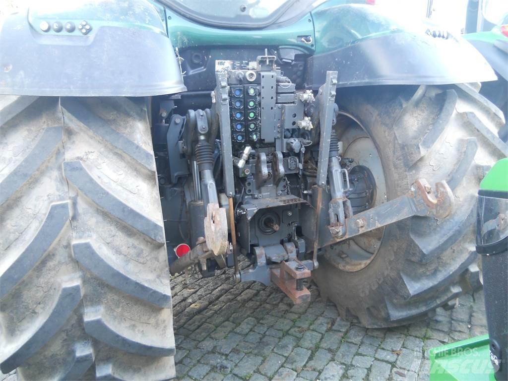 Valtra T174 Трактори
