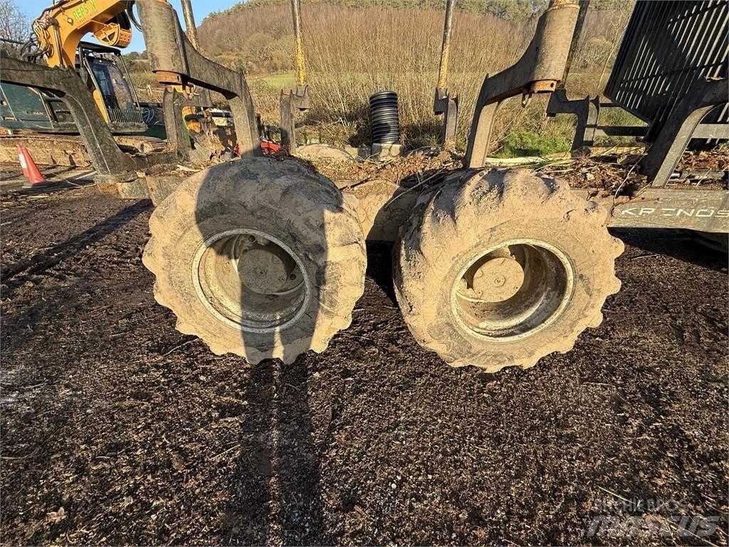 Valtra T174 Форуардери