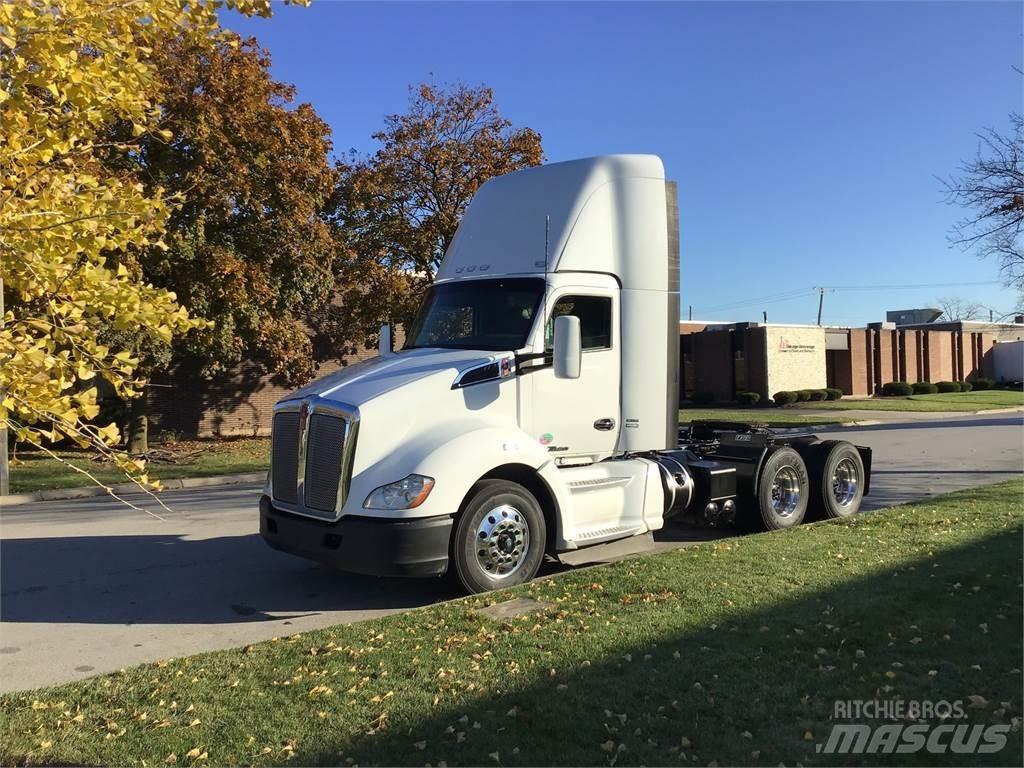 Kenworth T680 Влекачи