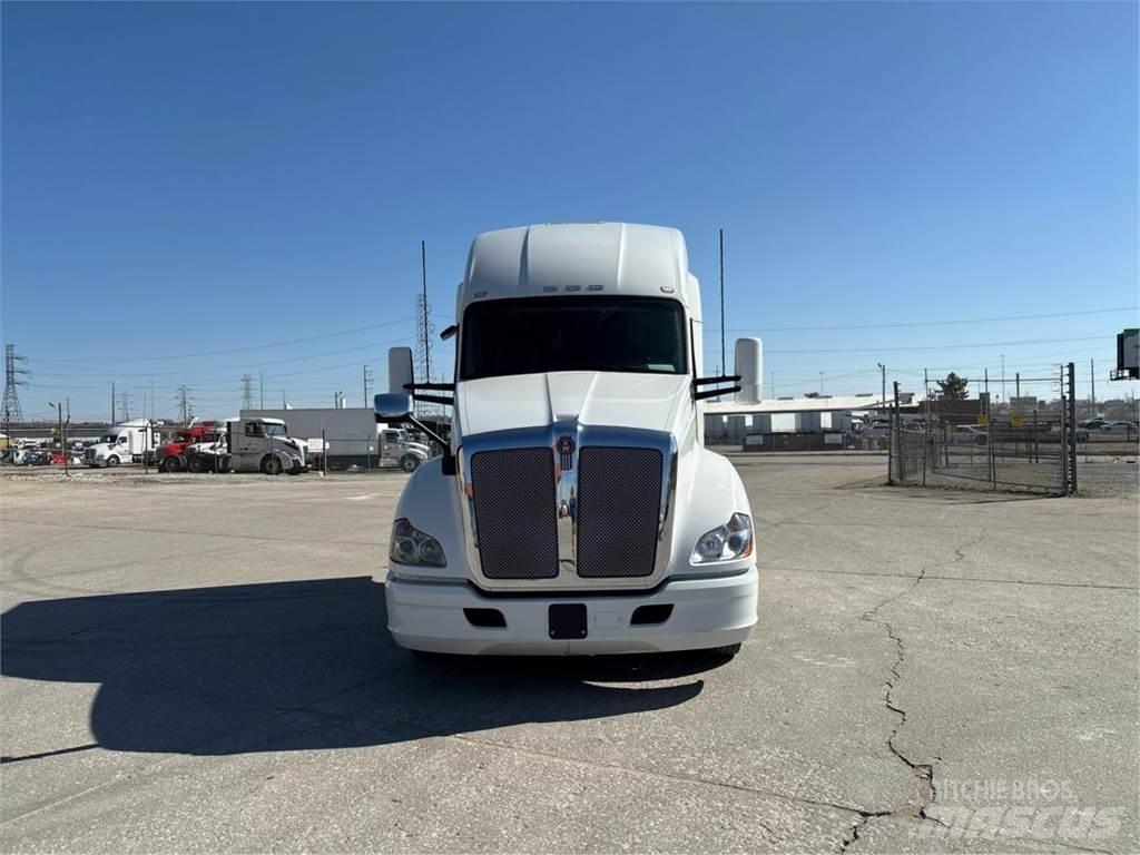 Kenworth T680 Влекачи