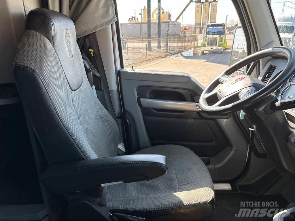 Kenworth T680 Влекачи