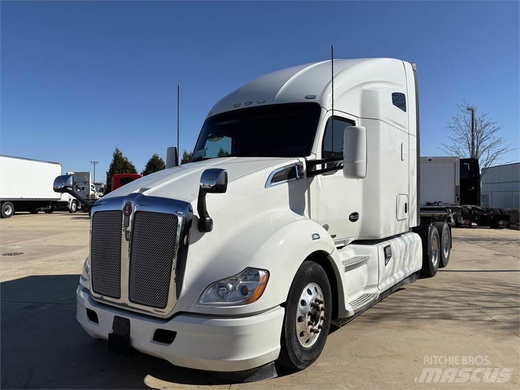 Kenworth T680 Влекачи