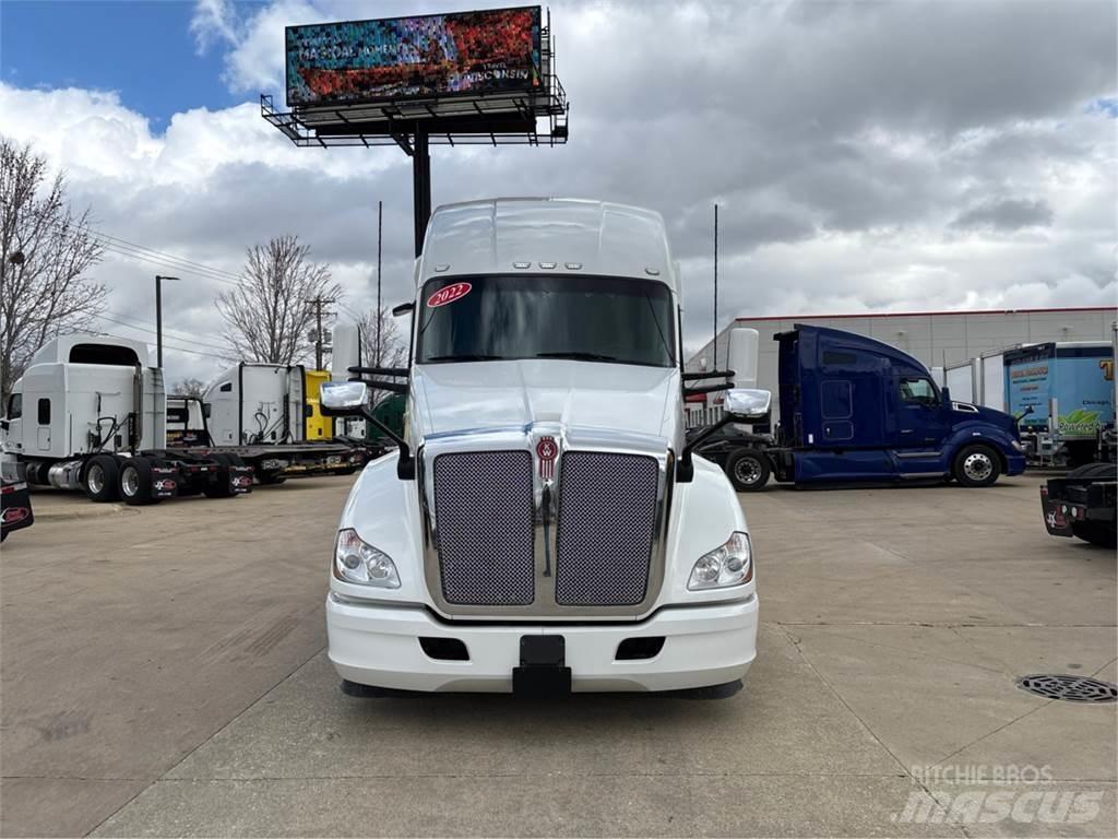 Kenworth T680 Влекачи