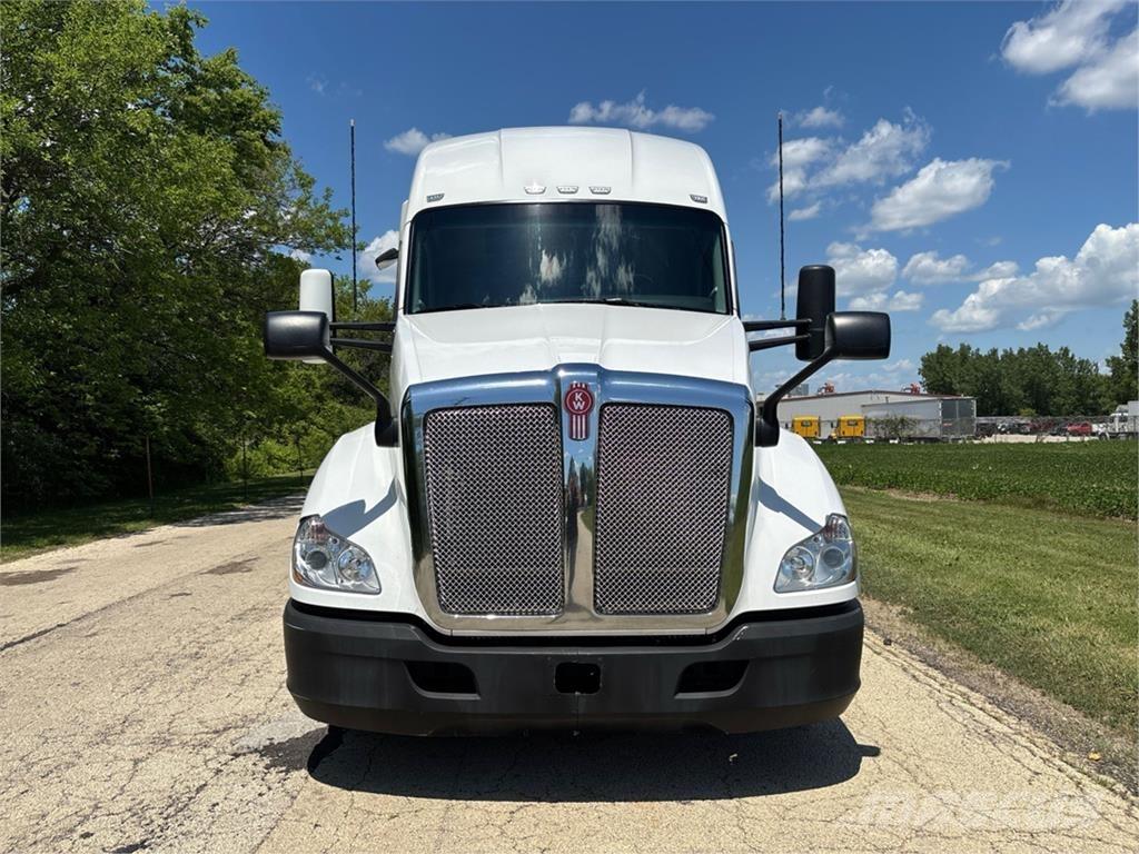 Kenworth T680 Влекачи