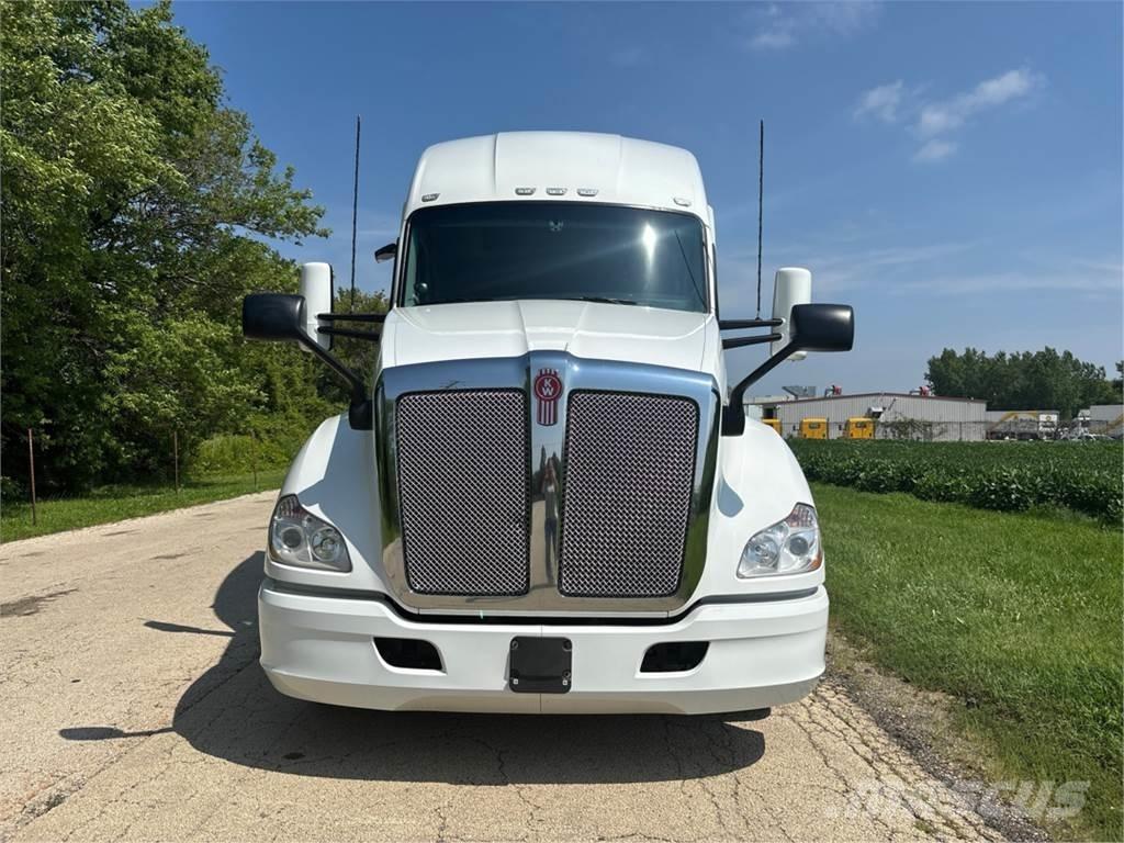 Kenworth T680 Влекачи