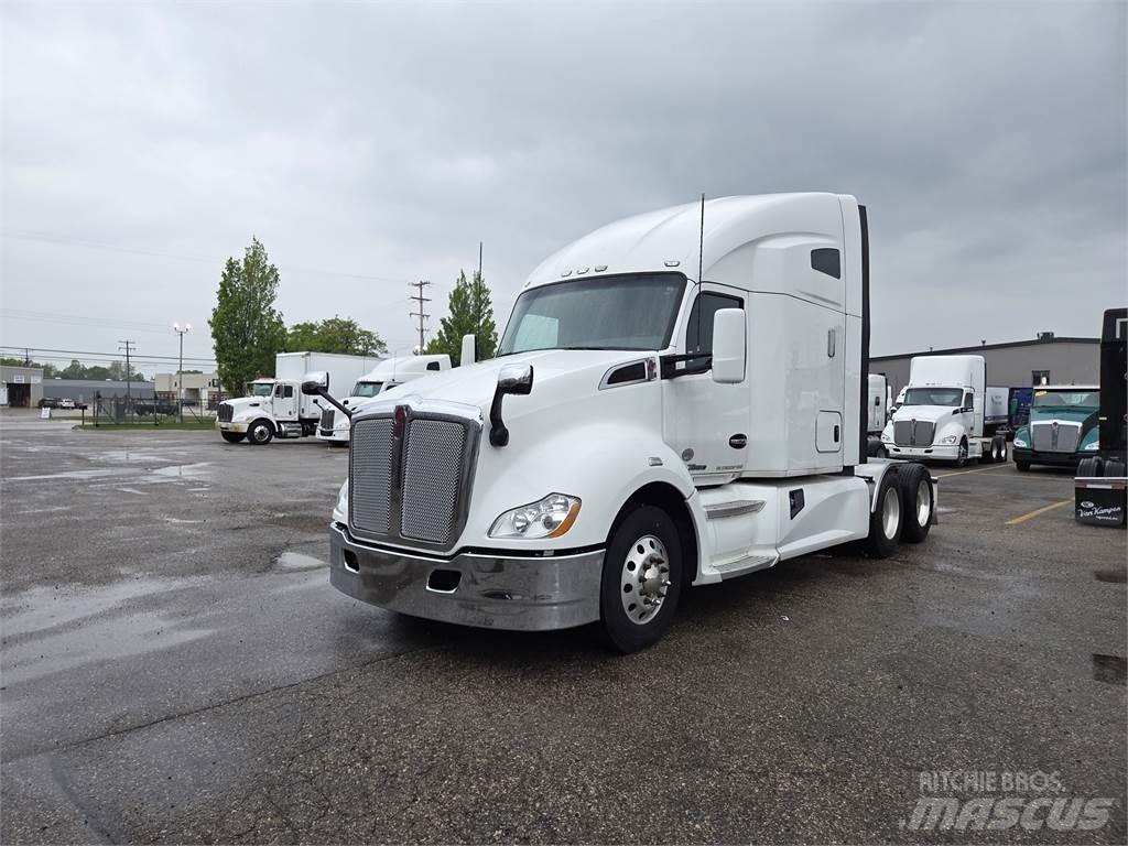 Kenworth T680 Влекачи