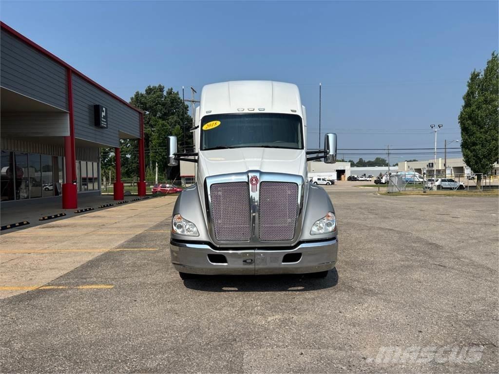 Kenworth T680 Влекачи