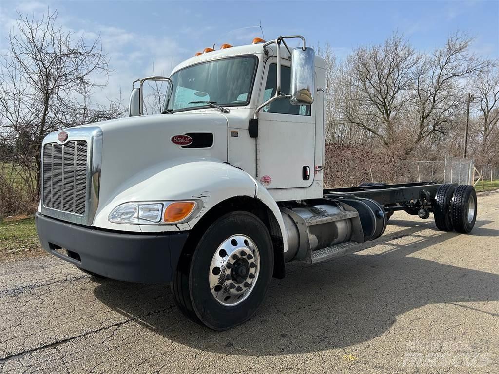 Peterbilt 337 Шаси кабини