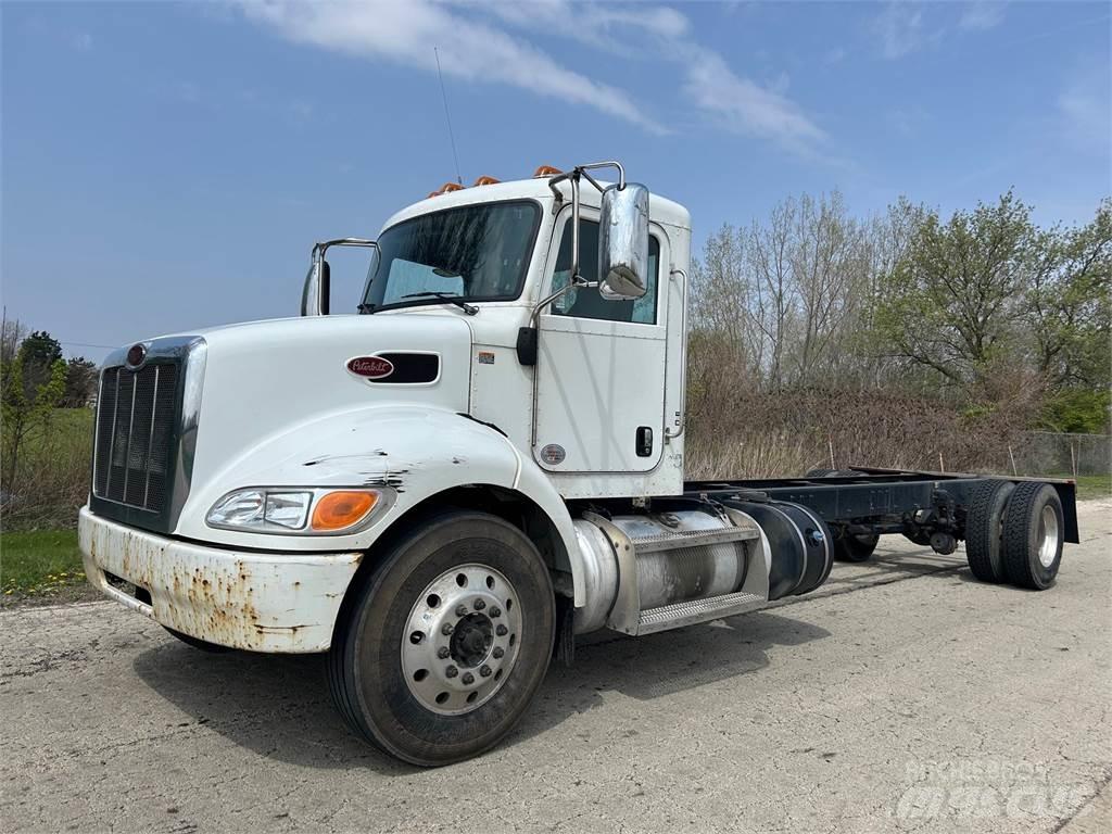 Peterbilt 337 Шаси кабини