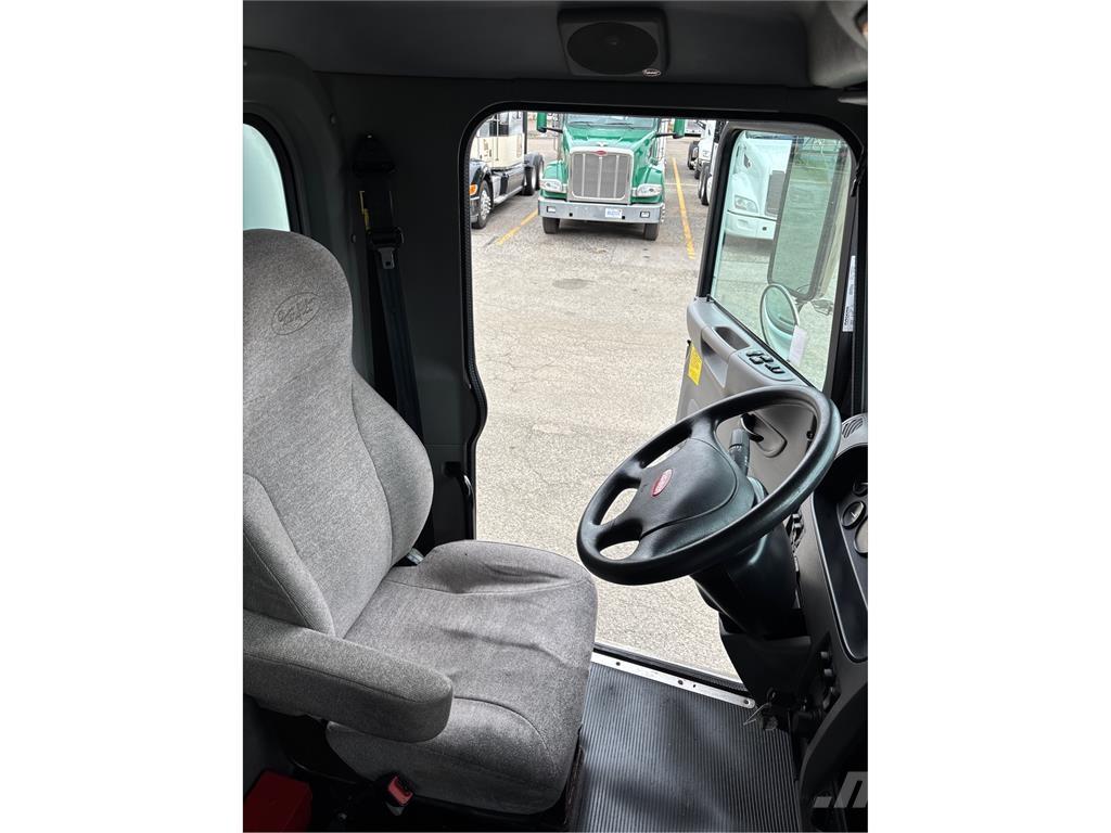 Peterbilt 337 Други