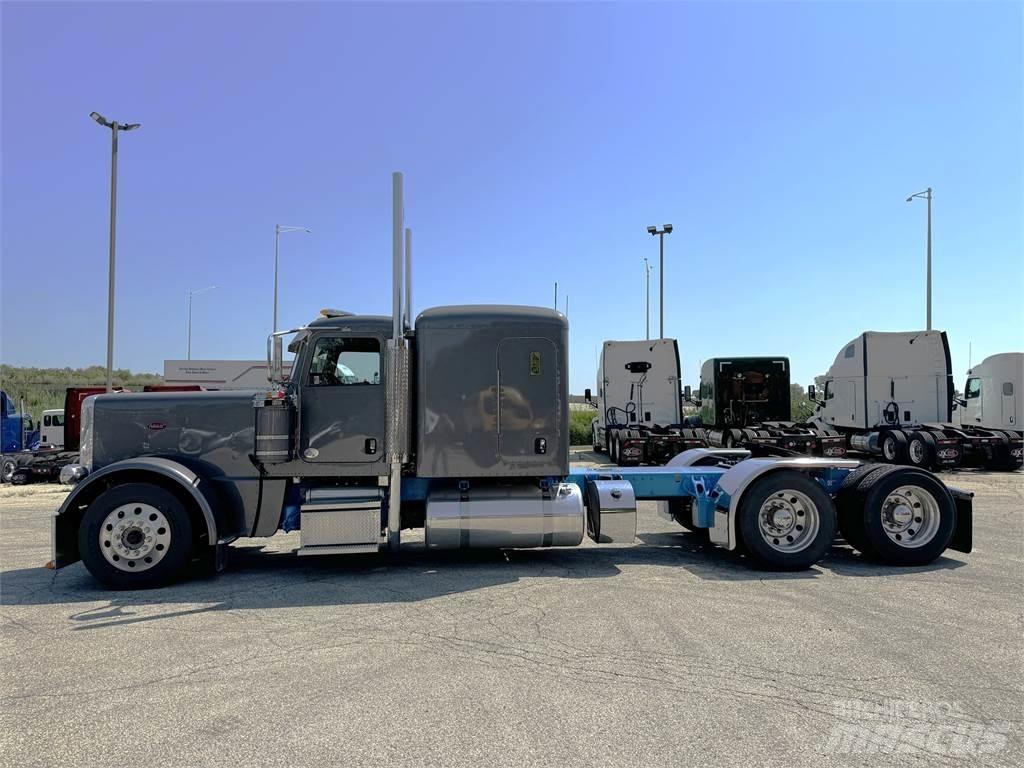 Peterbilt 389 Влекачи