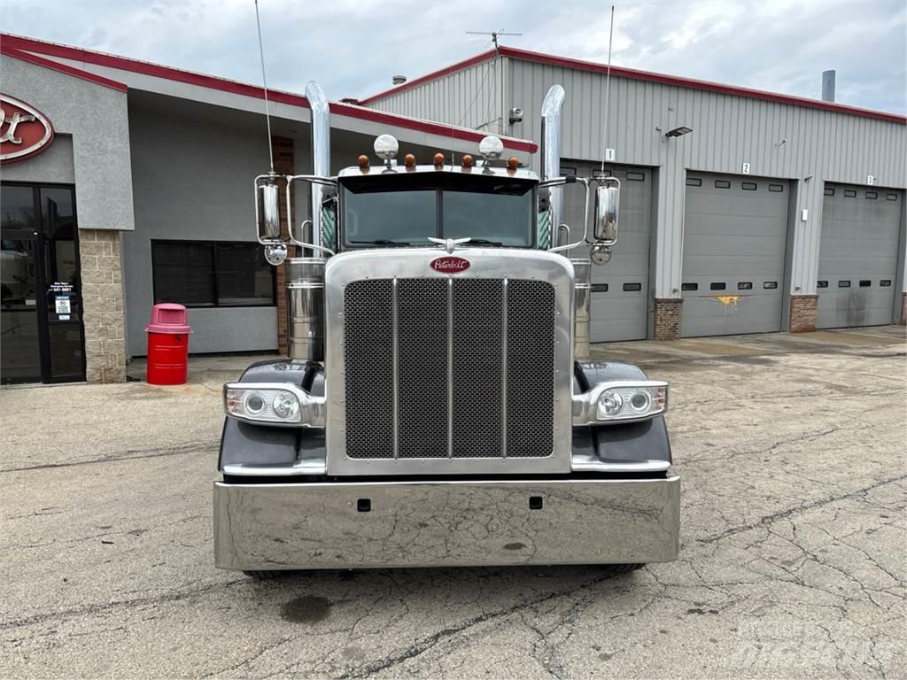 Peterbilt 389 Влекачи