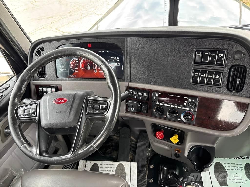 Peterbilt 389 Други