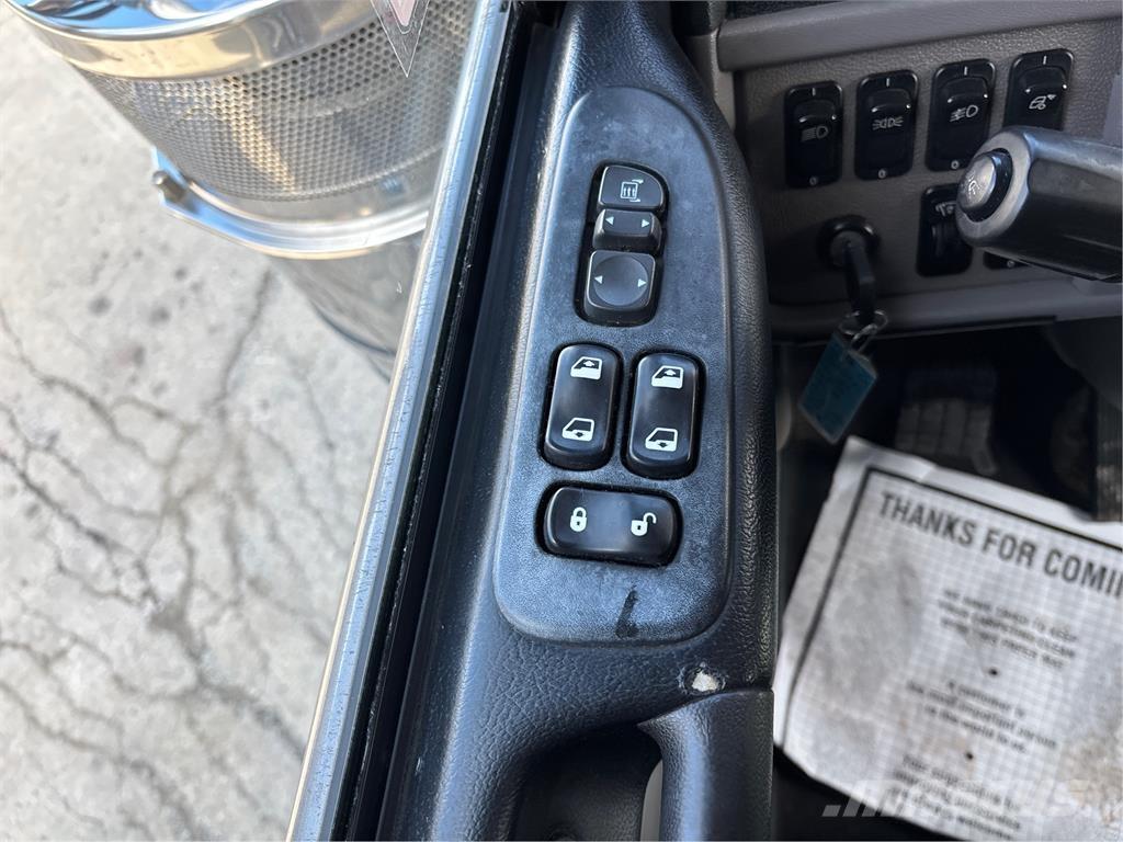 Peterbilt 389 Влекачи