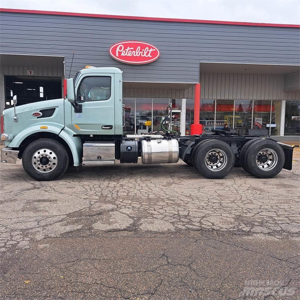 Peterbilt 567 Влекачи