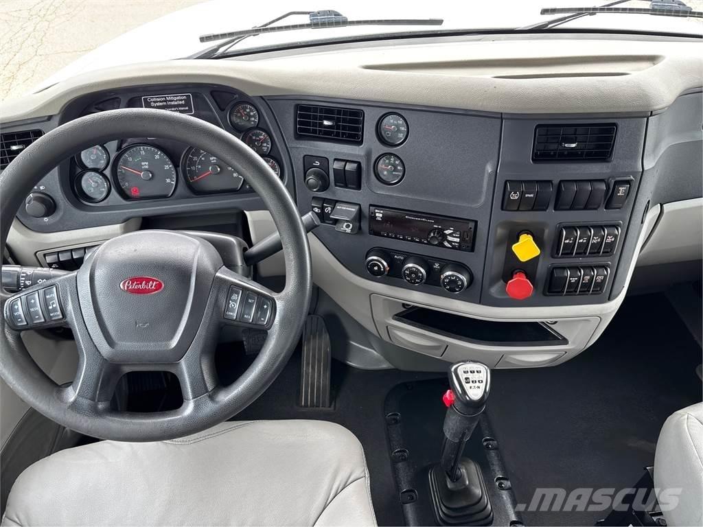 Peterbilt 567 Влекачи