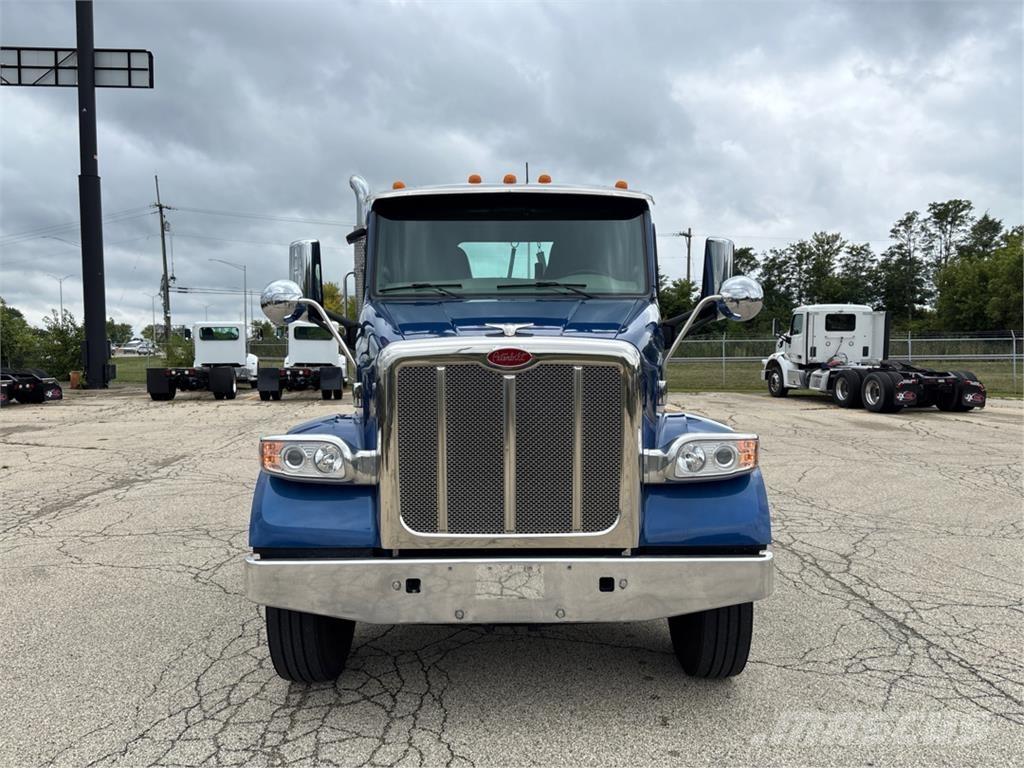 Peterbilt 567 Други