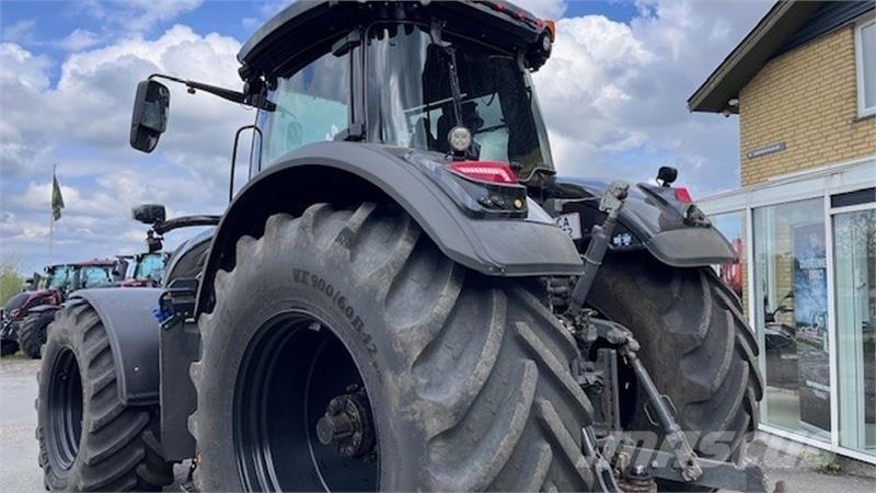 Valtra S294 Трактори